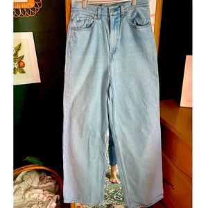 Levi’s High Loose denim size 28.